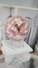 비디오를 갤러리 뷰어 Pink Amethyst Flower Sphere - 511g #2에 로드 및 재생
