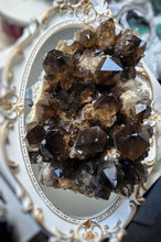 Cargar imagen en el visor de la galería, Large Pineapple Smoky Citrine Quartz Cluster - 3.77kg #111
