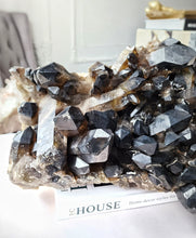 画像をギャラリービューアに読み込む, Extra Large Smoky Citrine Quartz Cluster - 17.15kg
