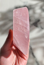 Load image into Gallery viewer, Rose Quartz Heart Bowl - small #103
