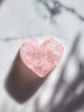 Load image into Gallery viewer, Rose Quartz Heart Bowl - small #105
