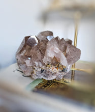 画像をギャラリービューアに読み込む, Golden Rutilated Smoky Quartz Cluster - 1.7kg #71
