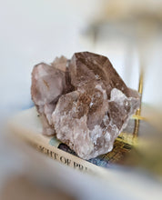 画像をギャラリービューアに読み込む, Golden Rutilated Smoky Quartz Cluster - 1.7kg #71
