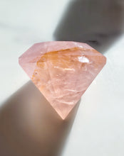 將圖片載入圖庫檢視器 Rose Quartz Diamond - 150g #118
