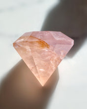 將圖片載入圖庫檢視器 Rose Quartz Diamond - 150g #118
