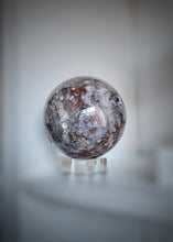 Cargar imagen en el visor de la galería, Pink Amethyst Sphere - 507g #106
