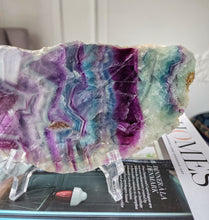 將圖片載入圖庫檢視器 Rainbow Fluorite Slab - 685g #123
