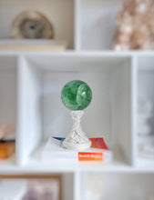 이미지를 갤러리 뷰어에 로드 , Large Green Fluorite Sphere - 2.59kg #R1

