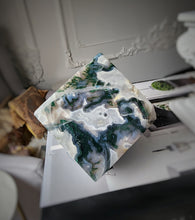 Load image into Gallery viewer, Moss Agate Cube - 822g #200
