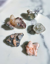 Load image into Gallery viewer, Apophyllite Cluster Set - 5pcs
