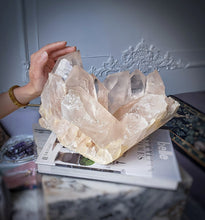 画像をギャラリービューアに読み込む, Large Chunky Pink Himalayan Quartz - 9.47kg #85
