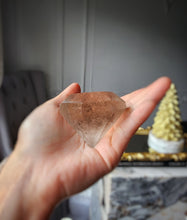 Load image into Gallery viewer, Smoky Quartz Diamond - 157g #189
