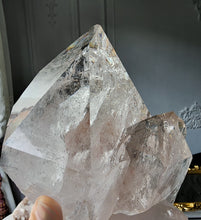 Cargar imagen en el visor de la galería, Himalayan Quartz Cluster - 861g #98
