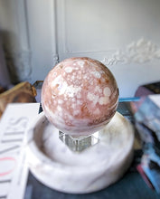 將圖片載入圖庫檢視器 Pink Amethyst Flower Agate  x Pyrite Sphere - 689g #134
