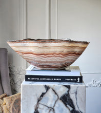 Load image into Gallery viewer, Large Mexican Onyx Bowl - 5.28kg
