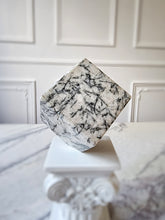 Load image into Gallery viewer, Black &amp; White Quartz Cube - 973g #100
