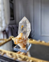 將圖片載入圖庫檢視器 Premium Grade Rutilated Golden Himalayan Quartz - 1.68kg #188
