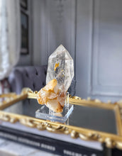 將圖片載入圖庫檢視器 Premium Grade Rutilated Golden Himalayan Quartz - 1.68kg #188
