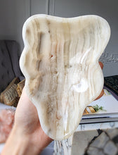 Load image into Gallery viewer, Mexican Onyx Bowl - 246g #261

