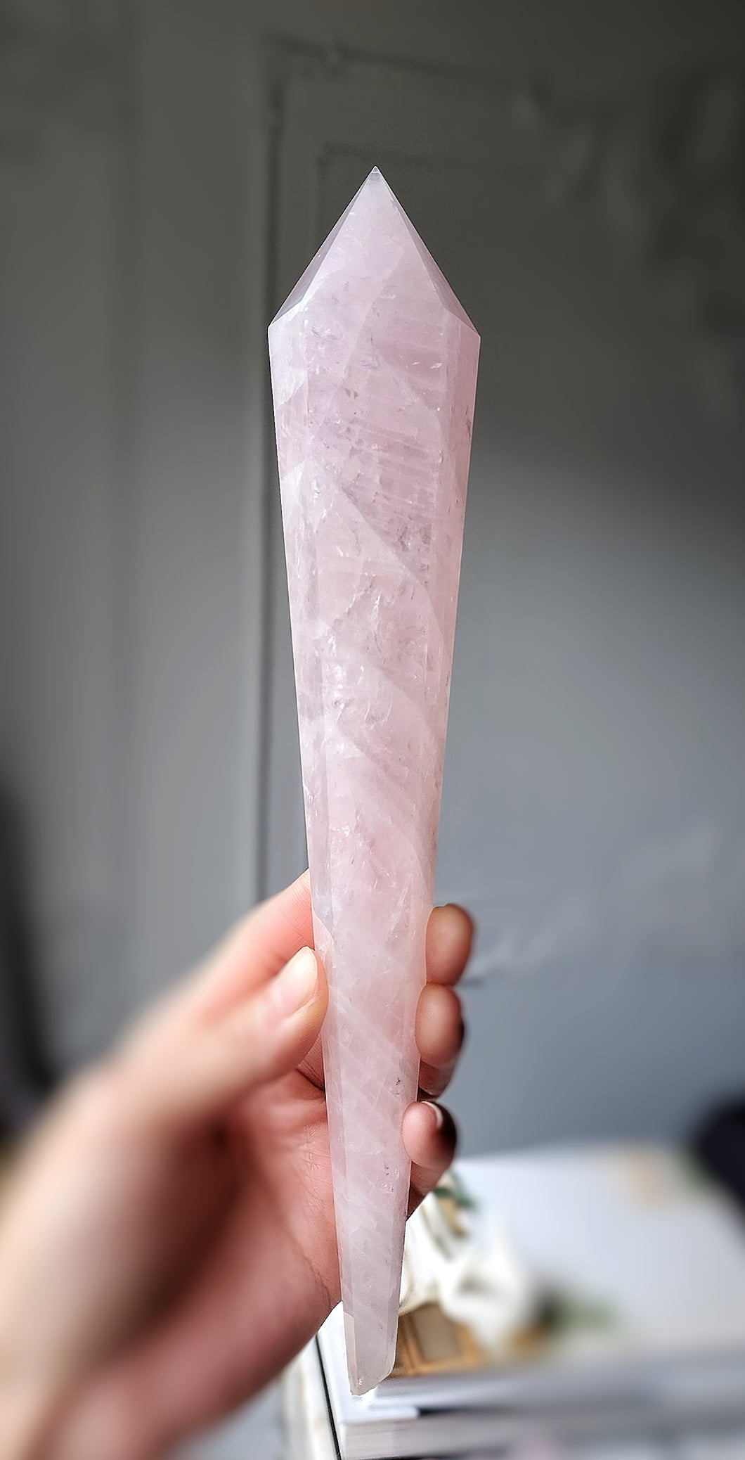 Rose Quartz Wand - 418g #24