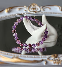 Cargar imagen en el visor de la galería, Amethyst x Lodolite / Garden Quartz Bracelet
