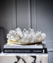 画像をギャラリービューアに読み込む, Premium Grade Large Himalayan Quartz Cluster - 4.85kg #261
