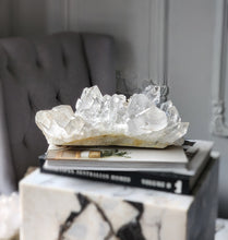 画像をギャラリービューアに読み込む, Premium Grade Large Himalayan Quartz Cluster - 4.85kg #261
