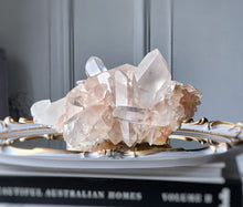 画像をギャラリービューアに読み込む, High Grade Pink Himalayan Quartz Cluster - 1.9kg #253
