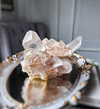 画像をギャラリービューアに読み込む, High Grade Pink Himalayan Quartz Cluster - 1.9kg #253
