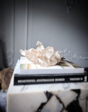 Cargar imagen en el visor de la galería, Peach Himalayan Quartz Cluster - 1.4kg #275
