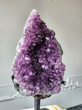 Cargar imagen en el visor de la galería, Large Amethyst Cluster on Stand - 5.52kg #2
