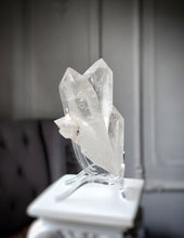 画像をギャラリービューアに読み込む, Himalayan Quartz Cluster on Stand - small 280g #282
