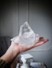 Load image into Gallery viewer, Himalayan Quartz Cluster - 440g #286
