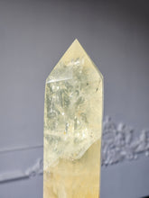 將圖片載入圖庫檢視器 Large Lemon Citrine Quartz Tower - 1.34kg #35
