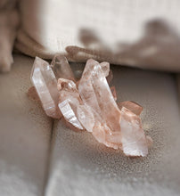 將圖片載入圖庫檢視器 High Grade Pink Himalayan Quartz - 755g #296
