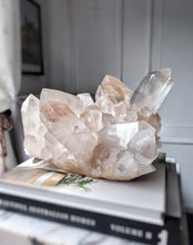 画像をギャラリービューアに読み込む, Large Himalayan Quartz Cluster - 6kg #299
