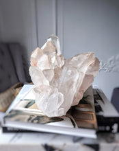 이미지를 갤러리 뷰어에 로드 , Large Himalayan Quartz Cluster - 6kg #299
