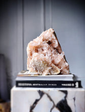 画像をギャラリービューアに読み込む, | Unique | Pink Himalayan Quartz Cathedral / Cave / Geode - 4.15kg #298
