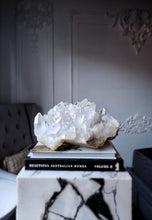 画像をギャラリービューアに読み込む, Large High Grade Himalayan Quartz Cluster - 8.23kg #252
