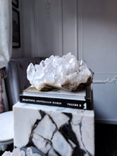 画像をギャラリービューアに読み込む, Large High Grade Himalayan Quartz Cluster - 8.23kg #252
