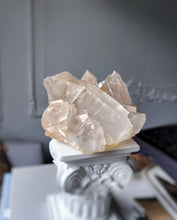 Cargar imagen en el visor de la galería, Peach Himalayan Quartz Cluster - 831g #304
