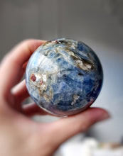 画像をギャラリービューアに読み込む, Blue Kyanite Sphere - 430g #65
