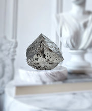 Load image into Gallery viewer, Pyrite Cube - 762g #1
