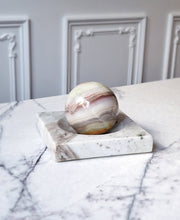 이미지를 갤러리 뷰어에 로드 , Marble Sphere Holder / Jewellery Tray #142
