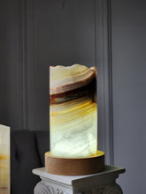 画像をギャラリービューアに読み込む, Onyx Lamp / Round Pillar with LED Light Base - small #88
