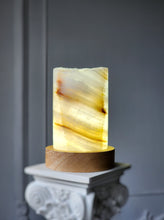 이미지를 갤러리 뷰어에 로드 , Onyx Lamp / Round Pillar with LED Light Base - small #93
