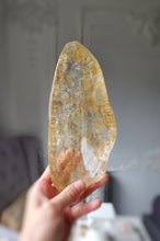 將圖片載入圖庫檢視器 Golden Healer Quartz Bowl - 740g #160
