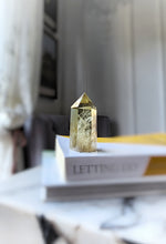 Load image into Gallery viewer, Citrine Tower - small 157g #191
