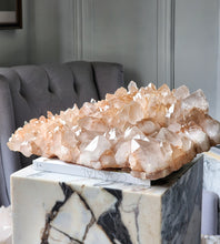 画像をギャラリービューアに読み込む, Large Peach Himalayan Quartz Cluster - 9.15kg #310
