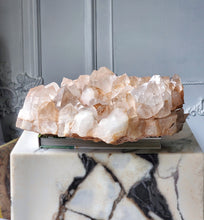 画像をギャラリービューアに読み込む, Large Peach Himalayan Quartz Cluster - 9.15kg #310
